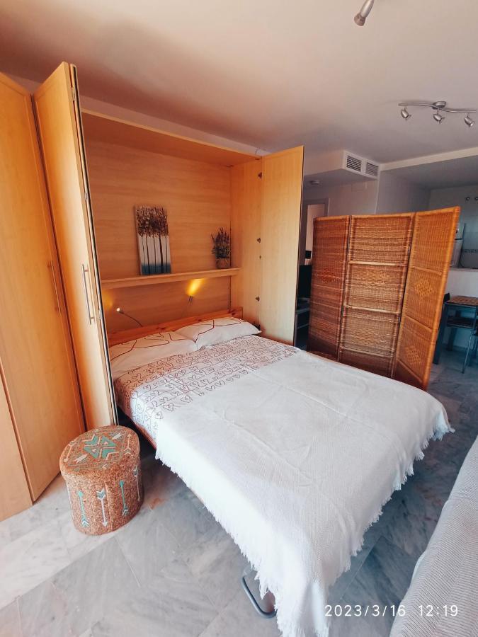 Apartamentos Los Hidalgo Golf Manilva Eksteriør billede