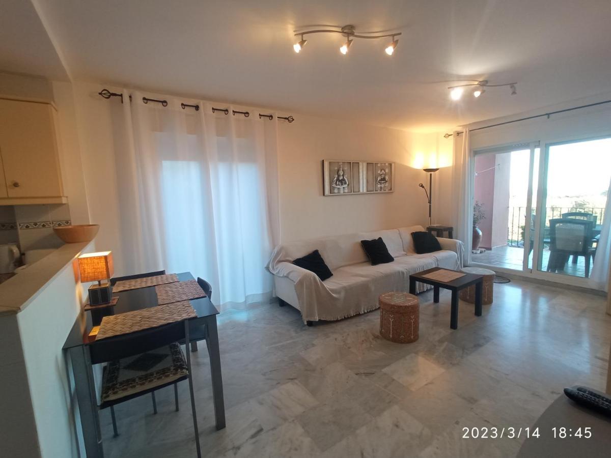 Apartamentos Los Hidalgo Golf Manilva Eksteriør billede